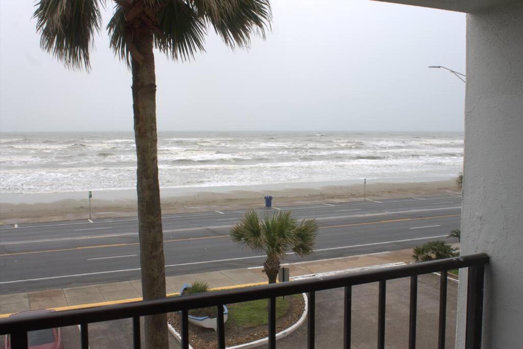 Bello Condominio Con Vista Al Mar, Jacuzzi Interno Galveston Dış mekan fotoğraf